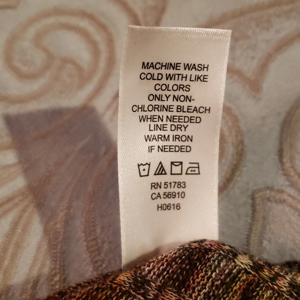Tunic - Picture 4 of 5